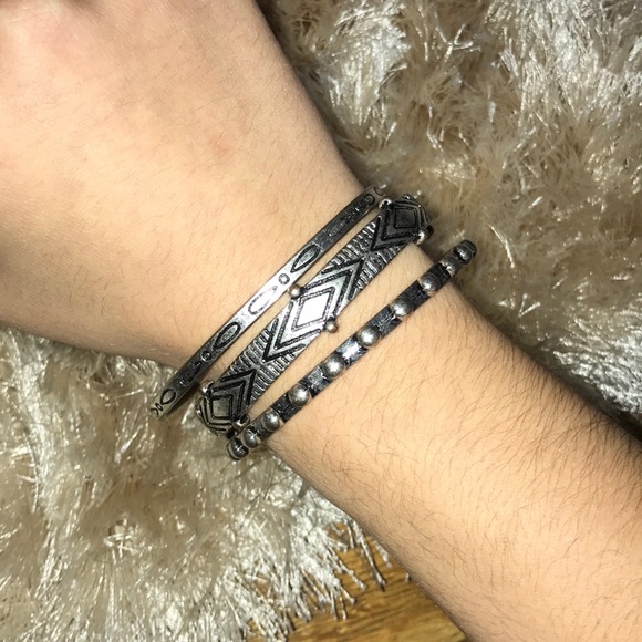 Set of 3 Patterned Bangles - Picture 2 of 3